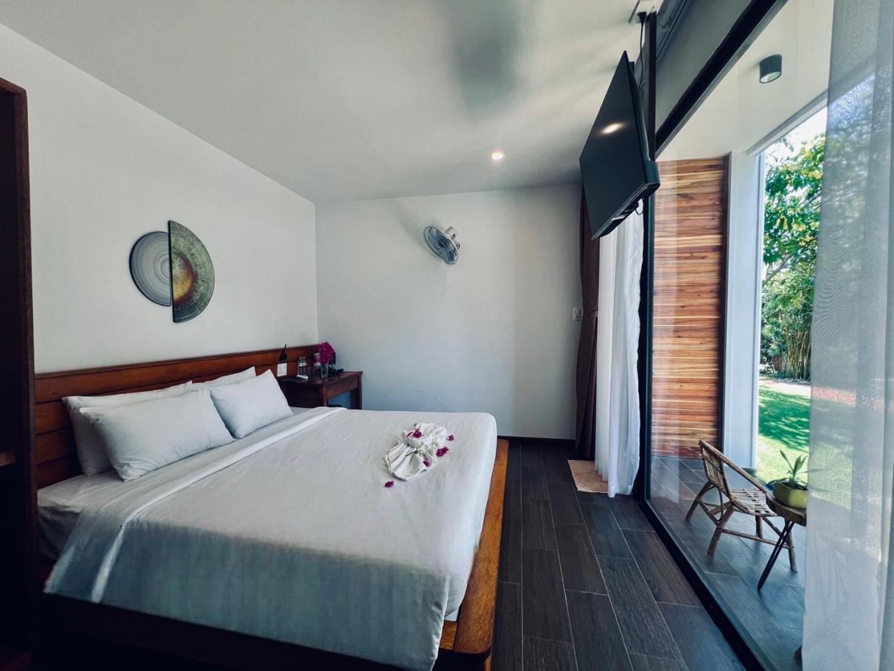 Tuong Vy Boutique Hotel Mui Ne Фантхьет Экстерьер фото