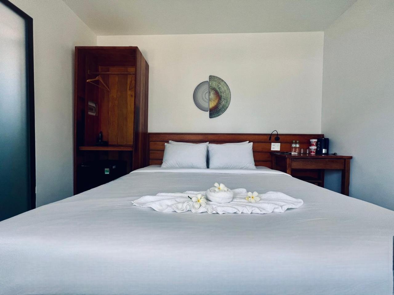 Tuong Vy Boutique Hotel Mui Ne Фантхьет Экстерьер фото