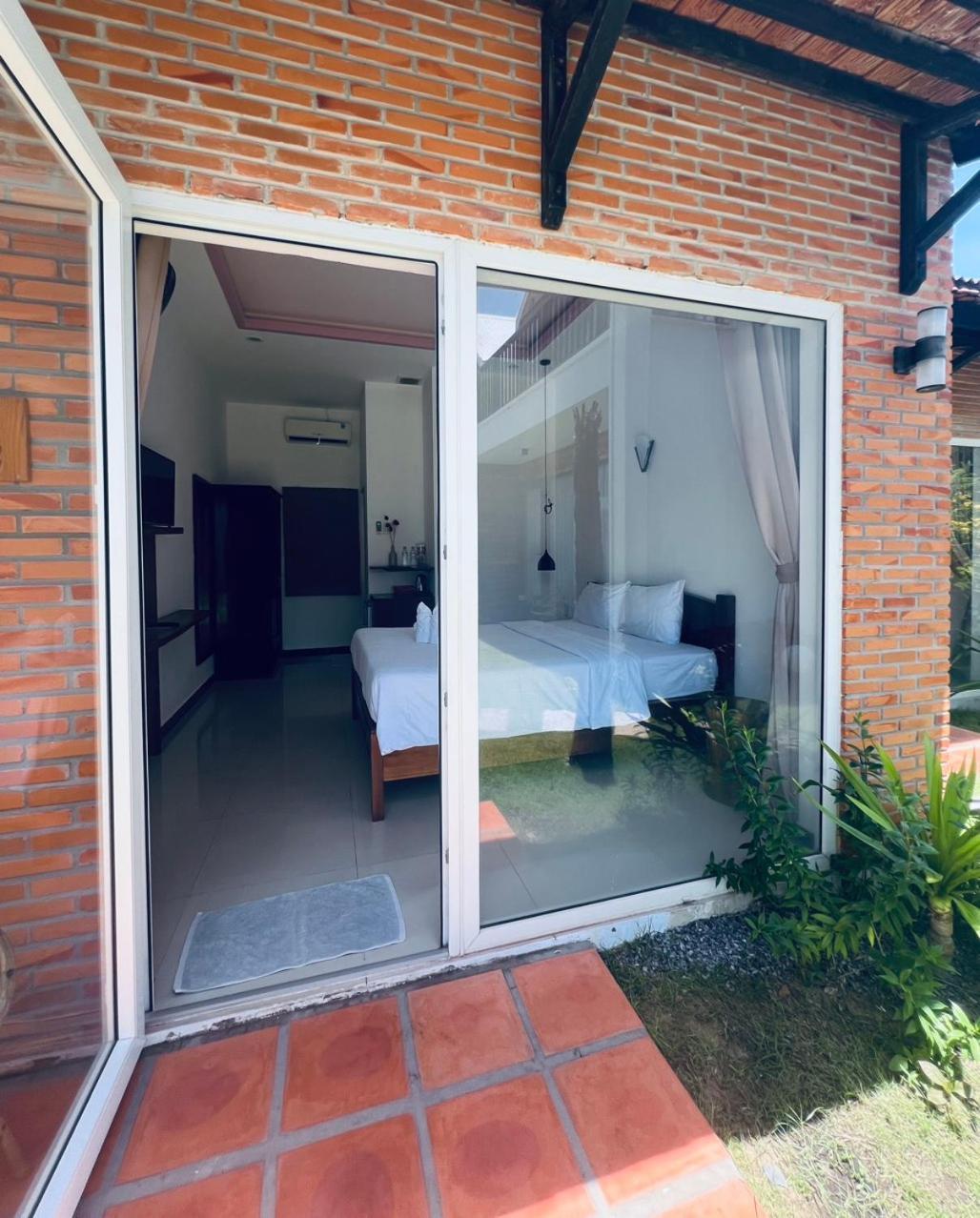 Tuong Vy Boutique Hotel Mui Ne Фантхьет Экстерьер фото