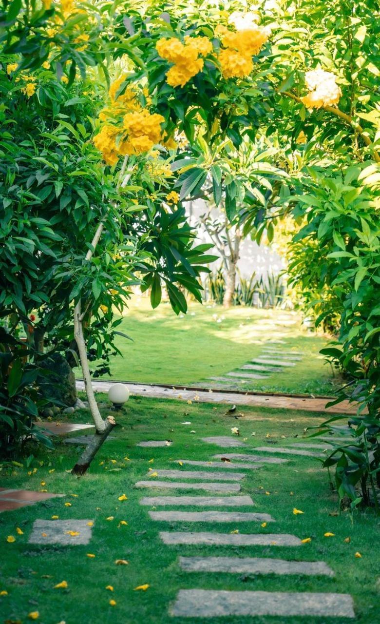 Tuong Vy Boutique Hotel Mui Ne Фантхьет Экстерьер фото